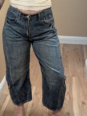 Dark Wash Women’s Barrel Jeans - Blue